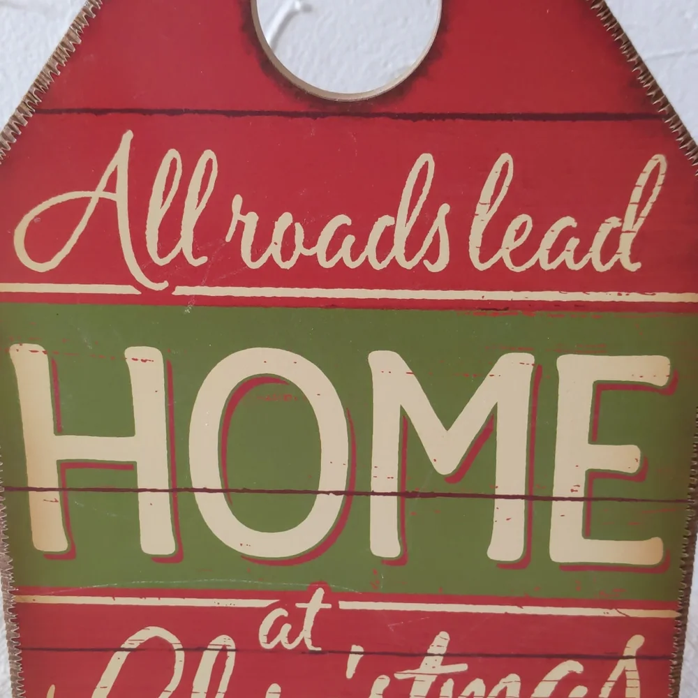 Hallmark Christmas Red Green Home Decoration - Picture 5 of 5